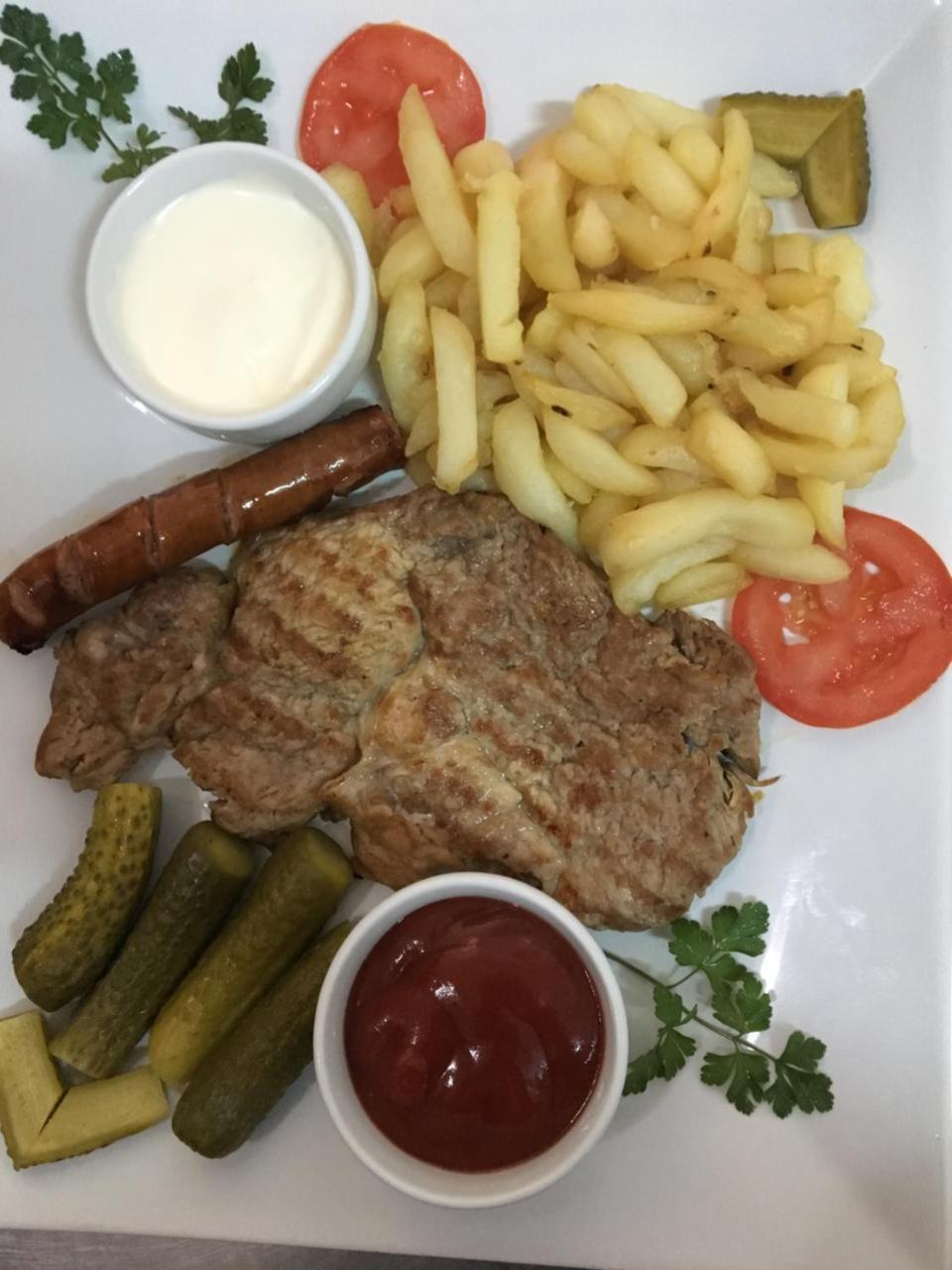Pensiunea Octogon Piatra Neamţ Exterior foto